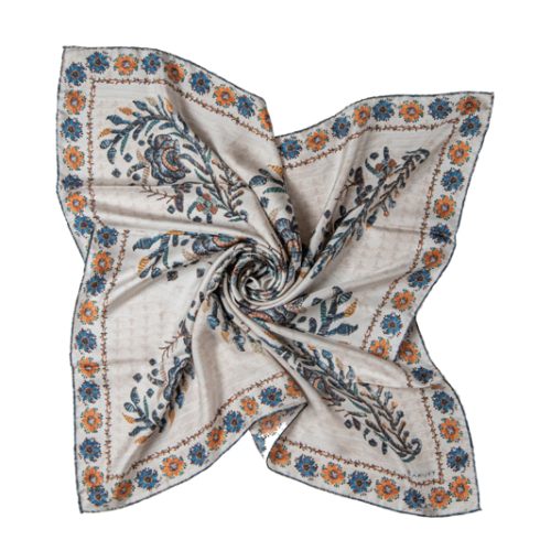 Silk Scarf “Vanuhi”