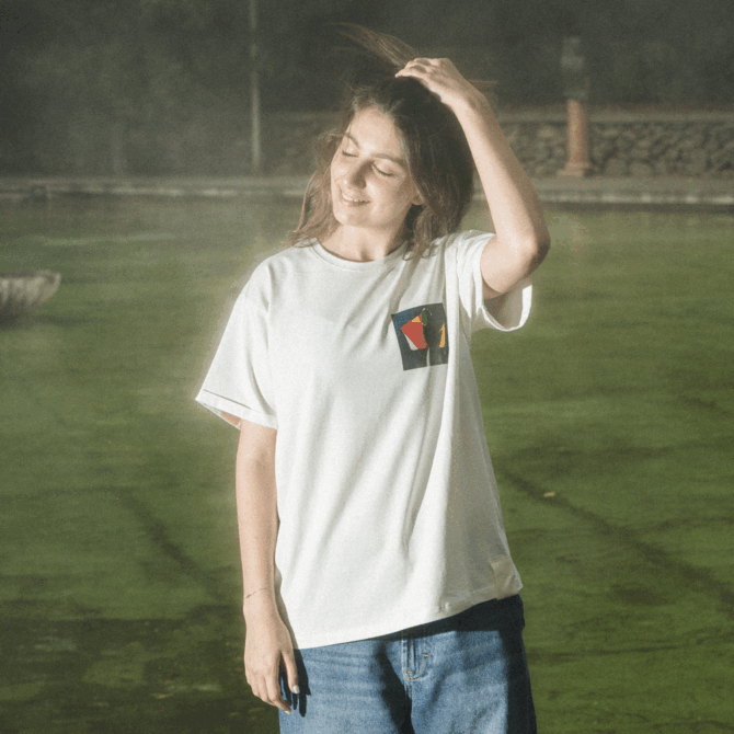 T-Shirt “Love” - Image 2