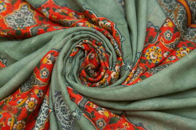 Cashmere Scarf "Old Veharan murals" - Image 3